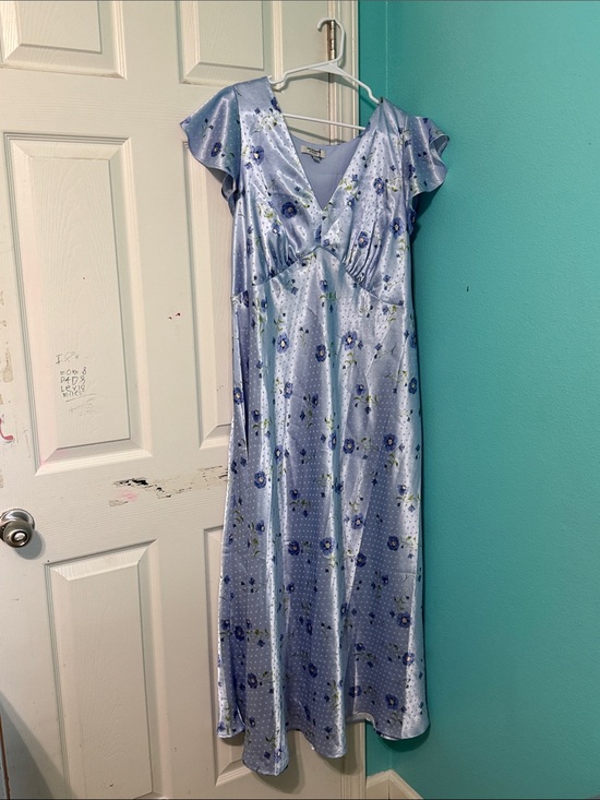 Old Navy Dresses & Skirts - Old Navy Light Blue Occasion Dress